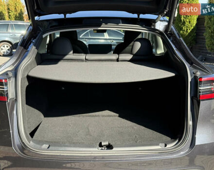 Серый Тесла Model Y, объемом двигателя 0 л и пробегом 46 тыс. км за 27200 $, фото 28 на Automoto.ua