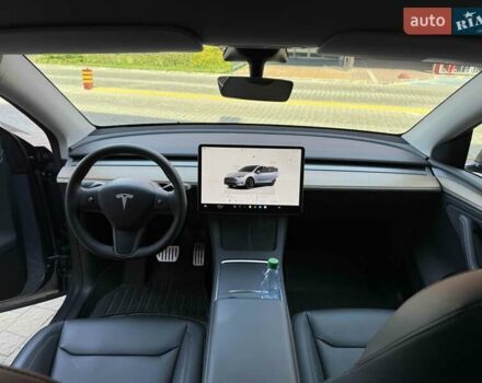 Серый Тесла Model Y, объемом двигателя 0 л и пробегом 20 тыс. км за 42900 $, фото 40 на Automoto.ua