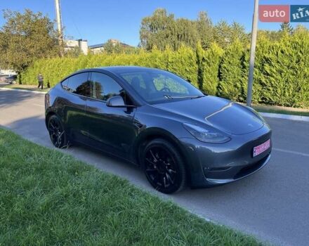 Серый Тесла Model Y, объемом двигателя 0 л и пробегом 40 тыс. км за 27700 $, фото 38 на Automoto.ua