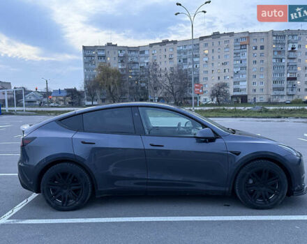 Серый Тесла Model Y, объемом двигателя 0 л и пробегом 44 тыс. км за 25000 $, фото 9 на Automoto.ua