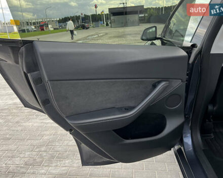 Серый Тесла Model Y, объемом двигателя 0 л и пробегом 55 тыс. км за 26900 $, фото 67 на Automoto.ua