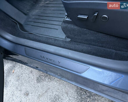 Сірий Тесла Model Y, об'ємом двигуна 0 л та пробігом 15 тис. км за 33000 $, фото 15 на Automoto.ua