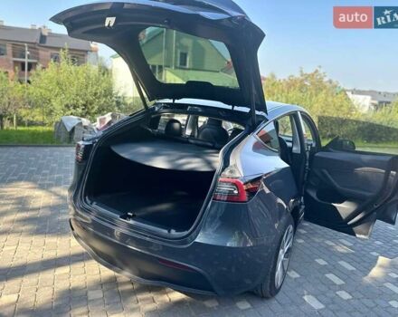 Серый Тесла Model Y, объемом двигателя 0 л и пробегом 1 тыс. км за 36000 $, фото 16 на Automoto.ua