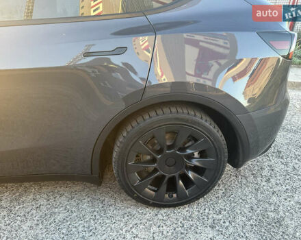 Серый Тесла Model Y, объемом двигателя 0 л и пробегом 55 тыс. км за 30800 $, фото 17 на Automoto.ua