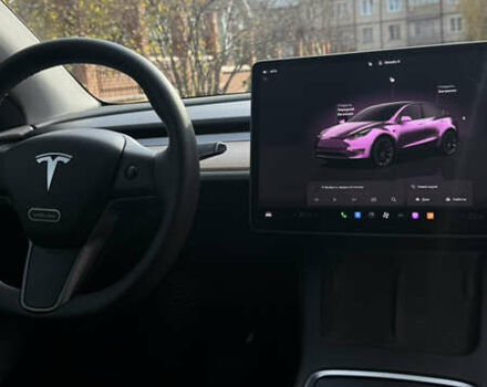 Серый Тесла Model Y, объемом двигателя 0 л и пробегом 25 тыс. км за 30500 $, фото 12 на Automoto.ua