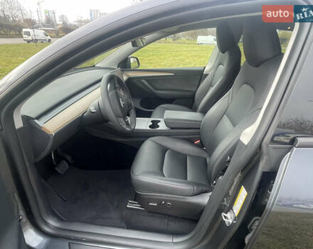 Серый Тесла Model Y, объемом двигателя 0 л и пробегом 41 тыс. км за 27300 $, фото 10 на Automoto.ua