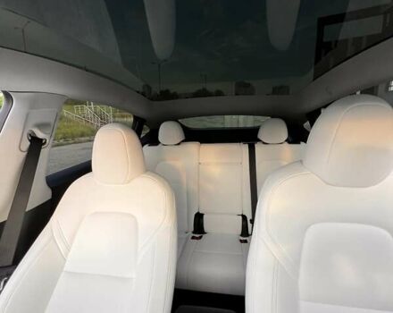Серый Тесла Model Y, объемом двигателя 0 л и пробегом 22 тыс. км за 28999 $, фото 19 на Automoto.ua
