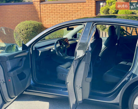 Сірий Тесла Model Y, об'ємом двигуна 0 л та пробігом 21 тис. км за 24700 $, фото 12 на Automoto.ua