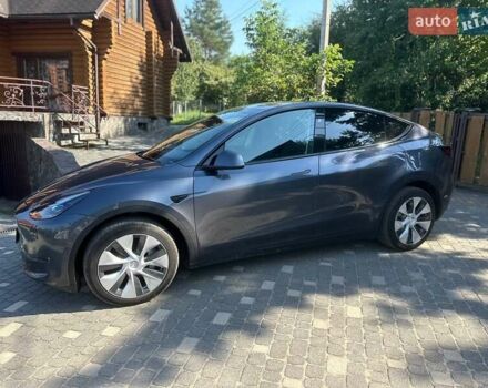 Серый Тесла Model Y, объемом двигателя 0 л и пробегом 1 тыс. км за 36000 $, фото 2 на Automoto.ua
