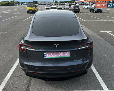 Серый Тесла Model Y, объемом двигателя 0 л и пробегом 55 тыс. км за 26900 $, фото 6 на Automoto.ua