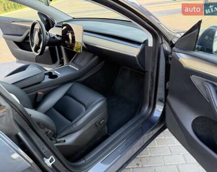 Серый Тесла Model Y, объемом двигателя 0 л и пробегом 80 тыс. км за 24600 $, фото 13 на Automoto.ua