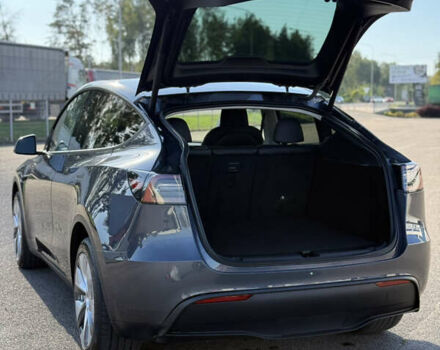 Серый Тесла Model Y, объемом двигателя 0 л и пробегом 46 тыс. км за 28300 $, фото 16 на Automoto.ua