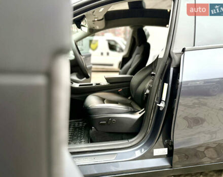 Сірий Тесла Model Y, об'ємом двигуна 0 л та пробігом 35 тис. км за 27999 $, фото 43 на Automoto.ua