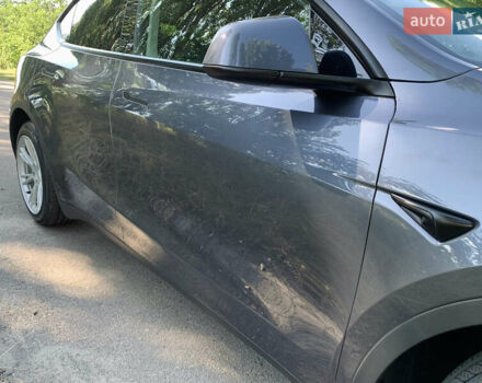 Серый Тесла Model Y, объемом двигателя 0 л и пробегом 47 тыс. км за 28028 $, фото 11 на Automoto.ua