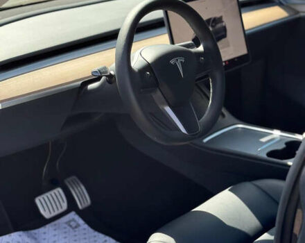Серый Тесла Model Y, объемом двигателя 0 л и пробегом 36 тыс. км за 30300 $, фото 17 на Automoto.ua