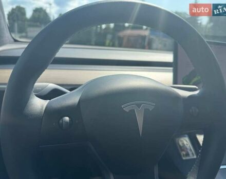 Серый Тесла Model Y, объемом двигателя 0 л и пробегом 37 тыс. км за 26000 $, фото 3 на Automoto.ua
