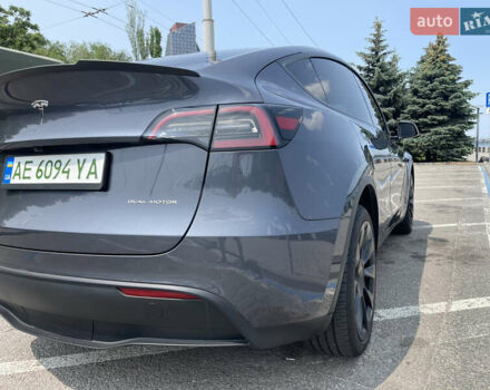 Серый Тесла Model Y, объемом двигателя 0 л и пробегом 24 тыс. км за 30500 $, фото 10 на Automoto.ua