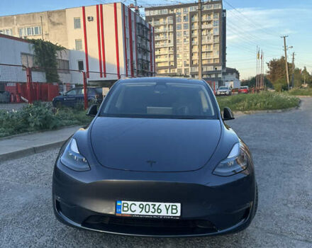 Серый Тесла Model Y, объемом двигателя 0 л и пробегом 55 тыс. км за 30800 $, фото 1 на Automoto.ua