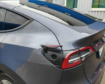 Серый Тесла Model Y, объемом двигателя 0 л и пробегом 10 тыс. км за 39499 $, фото 15 на Automoto.ua