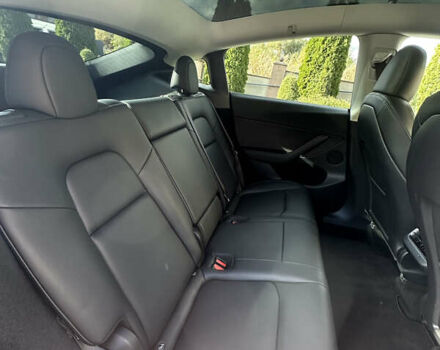 Тесла Model Y 2023 у Чернівцях на Automoto.ua Сірий Тесла Model Y, об'ємом двигуна 0 л та пробігом 20 тис. км за 23500 $, фото 12 на Automoto.ua