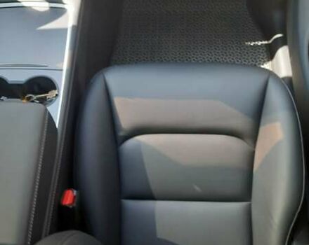 Серый Тесла Model Y, объемом двигателя 0 л и пробегом 41 тыс. км за 27000 $, фото 5 на Automoto.ua