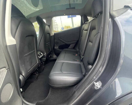 Серый Тесла Model Y, объемом двигателя 0 л и пробегом 41 тыс. км за 27300 $, фото 37 на Automoto.ua