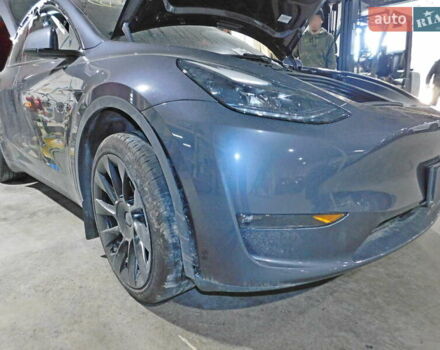 Серый Тесла Model Y, объемом двигателя 0 л и пробегом 41 тыс. км за 25500 $, фото 7 на Automoto.ua