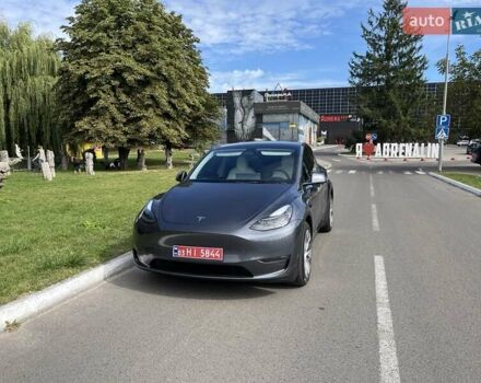 Серый Тесла Model Y, объемом двигателя 0 л и пробегом 28 тыс. км за 27900 $, фото 80 на Automoto.ua