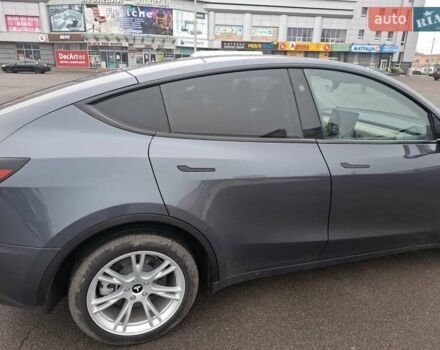 Серый Тесла Model Y, объемом двигателя 0 л и пробегом 15 тыс. км за 39500 $, фото 12 на Automoto.ua
