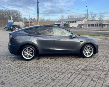 Серый Тесла Model Y, объемом двигателя 0 л и пробегом 20 тыс. км за 25500 $, фото 10 на Automoto.ua