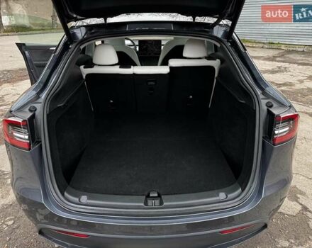 Сірий Тесла Model Y, об'ємом двигуна 0 л та пробігом 22 тис. км за 25990 $, фото 18 на Automoto.ua