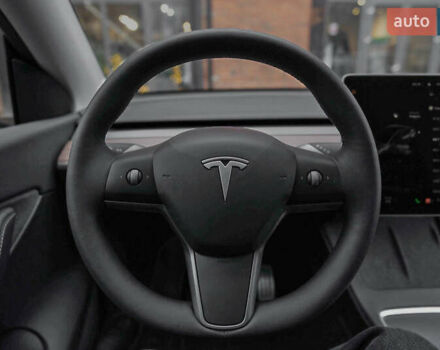 Серый Тесла Model Y, объемом двигателя 0 л и пробегом 5 тыс. км за 40900 $, фото 20 на Automoto.ua