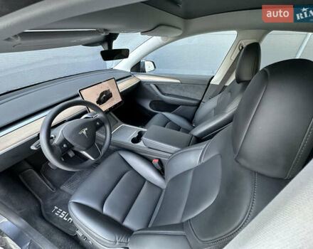 Серый Тесла Model Y, объемом двигателя 0 л и пробегом 34 тыс. км за 27000 $, фото 17 на Automoto.ua