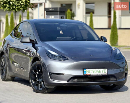 Сірий Тесла Model Y, об'ємом двигуна 0 л та пробігом 47 тис. км за 33500 $, фото 2 на Automoto.ua