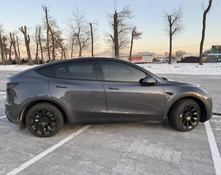 Сірий Тесла Model Y, об'ємом двигуна 0 л та пробігом 22 тис. км за 30999 $, фото 6 на Automoto.ua
