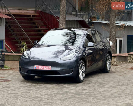 Сірий Тесла Model Y, об'ємом двигуна 0 л та пробігом 35 тис. км за 27999 $, фото 1 на Automoto.ua