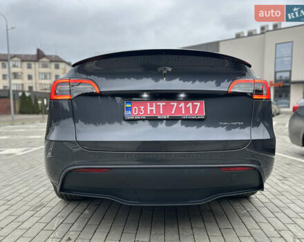 Сірий Тесла Model Y, об'ємом двигуна 0 л та пробігом 26 тис. км за 25999 $, фото 8 на Automoto.ua