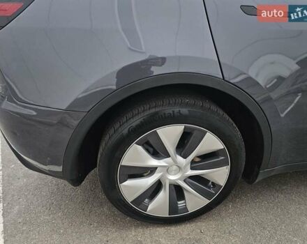 Серый Тесла Model Y, объемом двигателя 0 л и пробегом 23 тыс. км за 27000 $, фото 17 на Automoto.ua