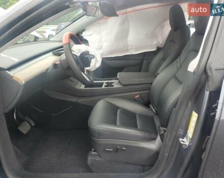 Серый Тесла Model Y, объемом двигателя 0 л и пробегом 24 тыс. км за 21500 $, фото 6 на Automoto.ua