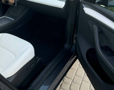 Серый Тесла Model Y, объемом двигателя 0 л и пробегом 31 тыс. км за 36500 $, фото 8 на Automoto.ua