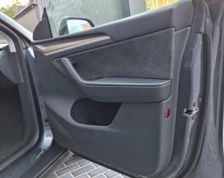 Сірий Тесла Model Y, об'ємом двигуна 0 л та пробігом 29 тис. км за 33999 $, фото 13 на Automoto.ua