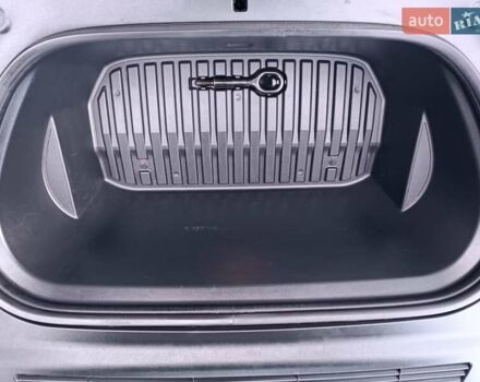 Серый Тесла Model Y, объемом двигателя 0 л и пробегом 43 тыс. км за 33333 $, фото 47 на Automoto.ua