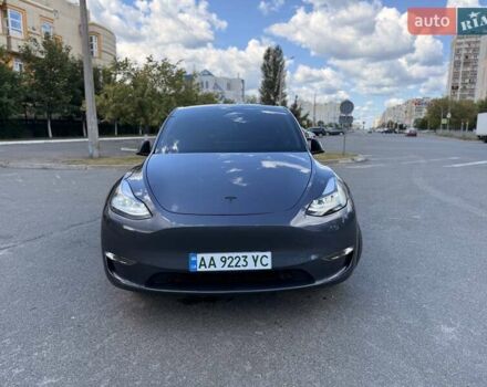 Серый Тесла Model Y, объемом двигателя 0 л и пробегом 68 тыс. км за 28500 $, фото 4 на Automoto.ua