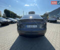 Серый Тесла Model Y, объемом двигателя 0 л и пробегом 60 тыс. км за 28000 $, фото 2 на Automoto.ua