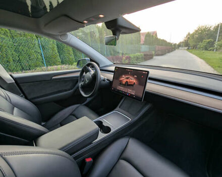Серый Тесла Model Y, объемом двигателя 0 л и пробегом 47 тыс. км за 26000 $, фото 20 на Automoto.ua