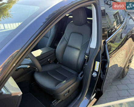 Серый Тесла Model Y, объемом двигателя 0 л и пробегом 46 тыс. км за 27200 $, фото 18 на Automoto.ua