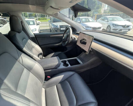 Серый Тесла Model Y, объемом двигателя 0 л и пробегом 60 тыс. км за 28000 $, фото 15 на Automoto.ua