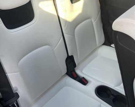 Сірий Тесла Model Y, об'ємом двигуна 0 л та пробігом 43 тис. км за 28500 $, фото 139 на Automoto.ua