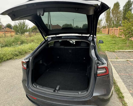 Серый Тесла Model Y, объемом двигателя 0 л и пробегом 57 тыс. км за 31333 $, фото 23 на Automoto.ua