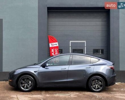 Сірий Тесла Model Y, об'ємом двигуна 0 л та пробігом 51 тис. км за 33999 $, фото 5 на Automoto.ua